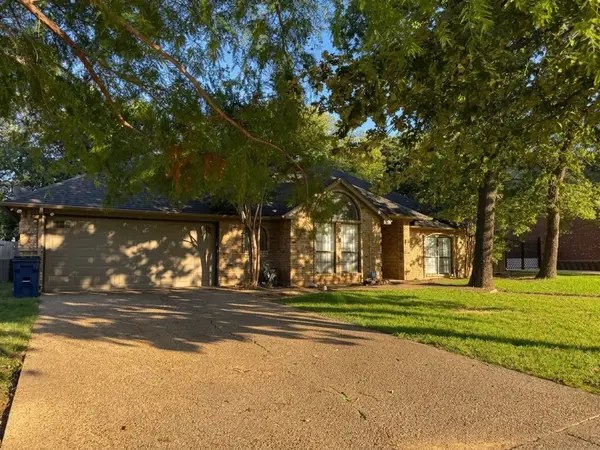 124 Brushy Mound Road, Burleson, TX 76028