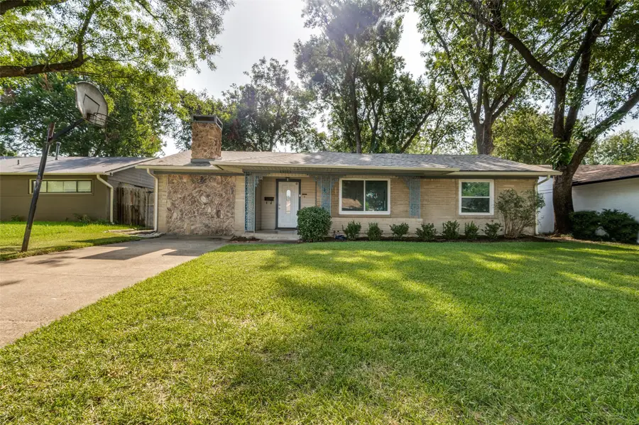 13520 Mount Castle Drive, Farmers Branch, TX 75234 - #2