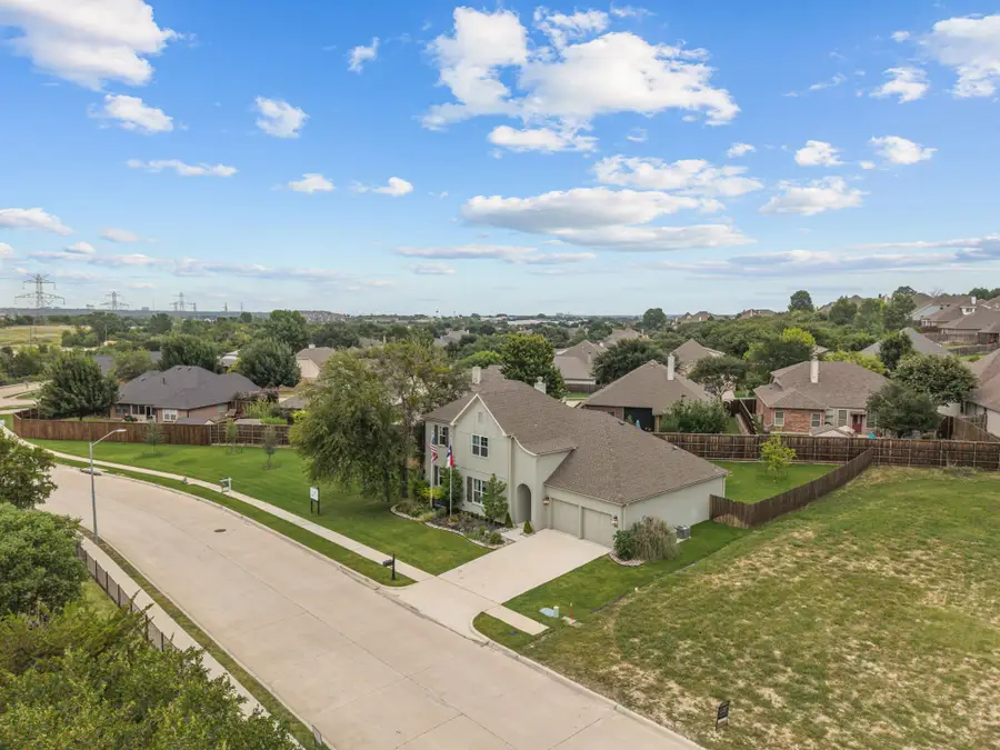 602 Sterling Drive, Benbrook, TX 76126 - #2
