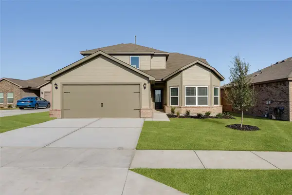 11213 Santana Drive, Fort Worth, TX 76108