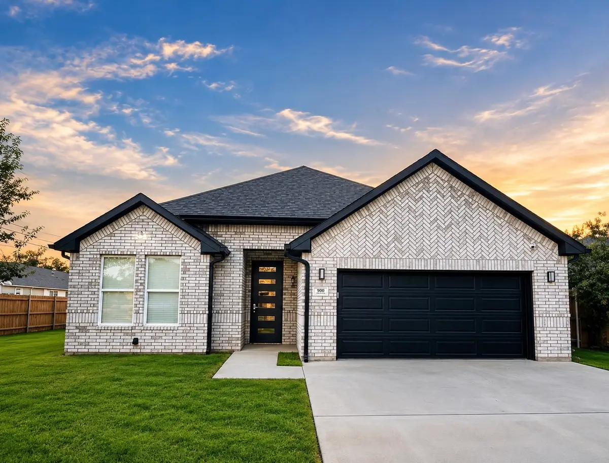 900 Marcellus Court, Arlington, TX 76011 - #1