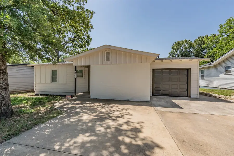 748 W Redbud Drive, Hurst, TX 76053 - #2