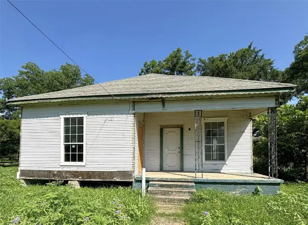 1002 E Calhoun Avenue, Waco, TX 76704