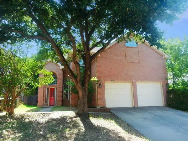 7433 Buckskin Court, Fort Worth, TX 76137