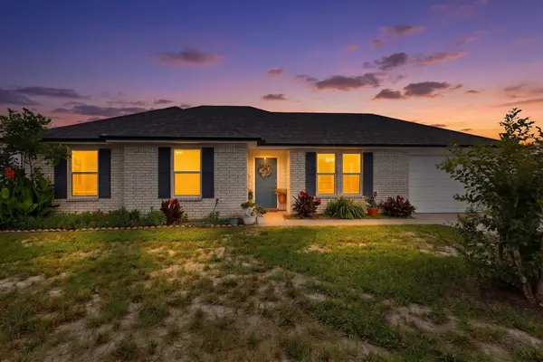 423 Caloway Drive, Palmer, TX 75152