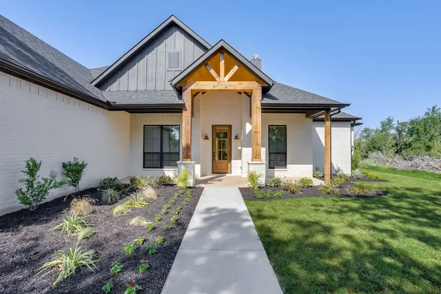 173 Oak Grove Way, Springtown, TX 76082 - #2
