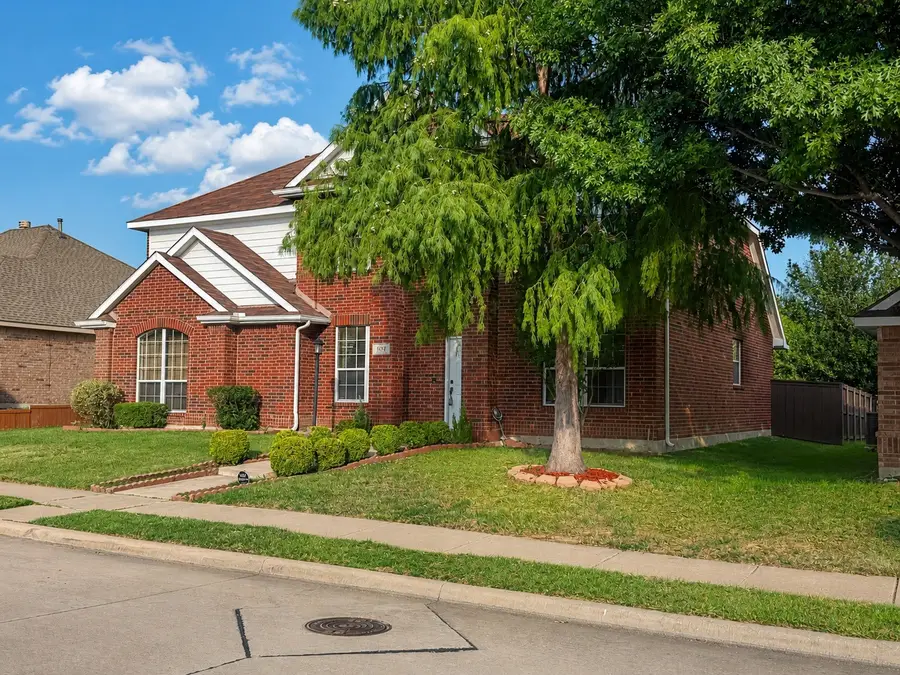 1217 Mcmahan Drive, Lewisville, TX 75077 - #3
