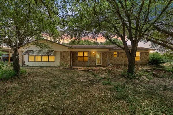 429 Wildwood Trail, Robinson, TX 76655
