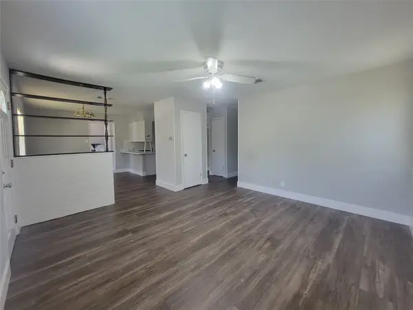 829 E Mustang Street, Crowley, TX 76036