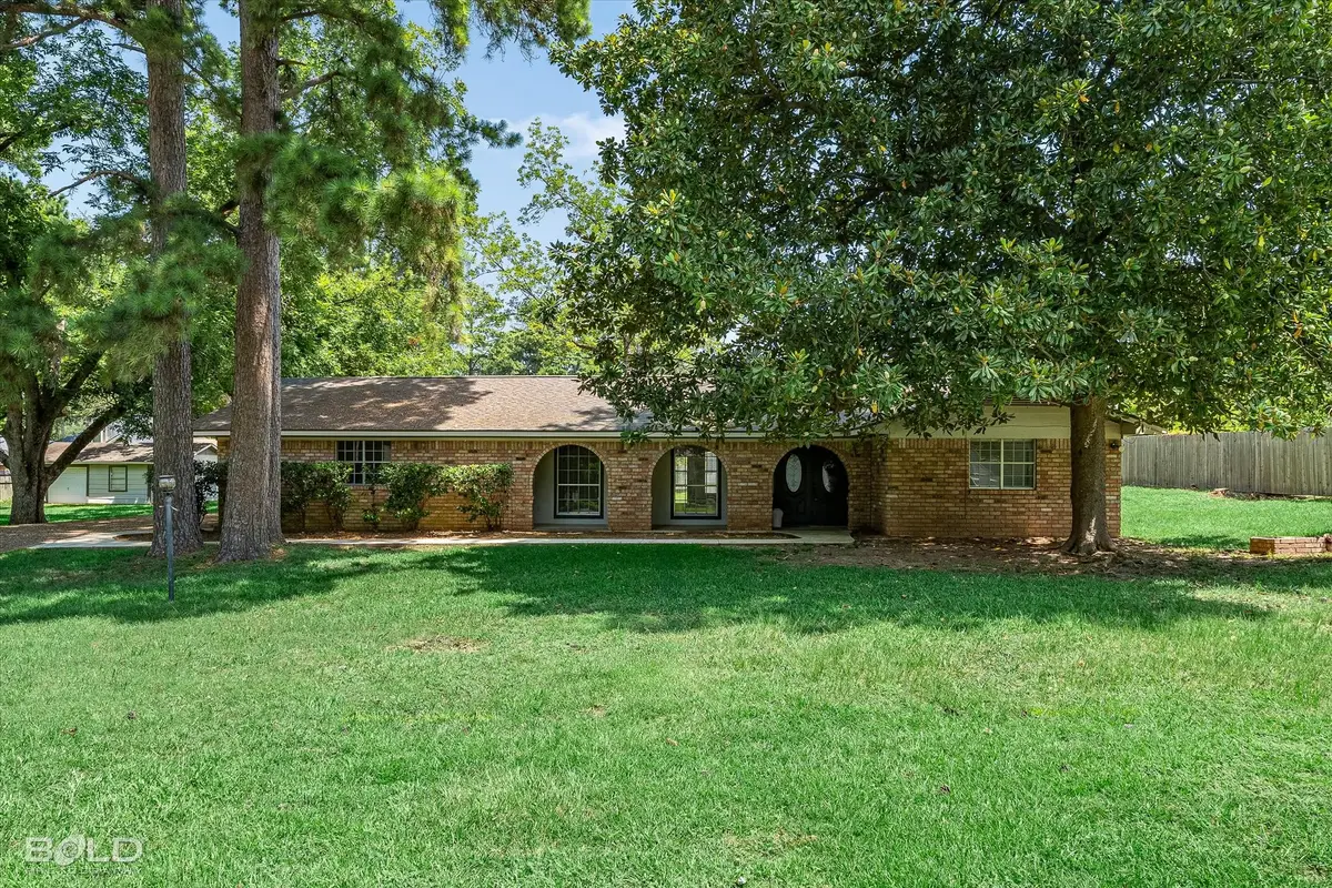 305 Pecan Drive, Shreveport, LA 71106 - #1