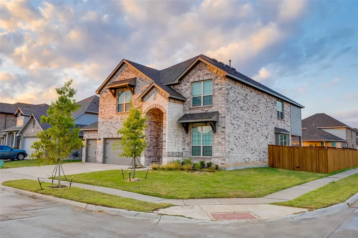 1521 Bison Trail, Aubrey, TX 76227 - #1