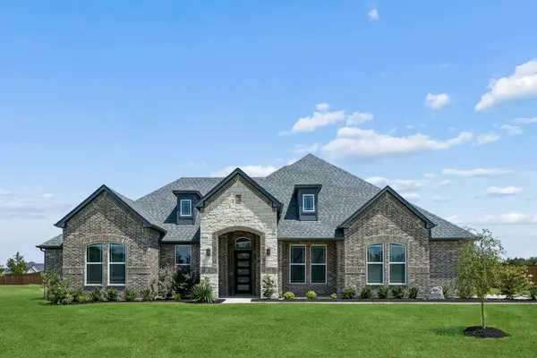 4021 Lagos Drive, Midlothian, TX 76065