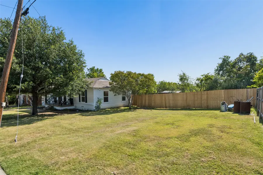 714 NW 6th Street, Grand Prairie, TX 75050 - #3