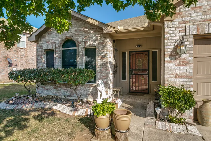 1065 Harriman Drive, Saginaw, TX 76131 - #3