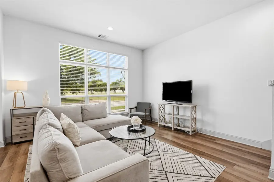 3128 Wayside Avenue, Fort Worth, TX 76110 - #3