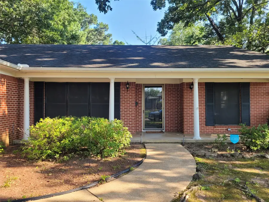2840 Hubbard, Paris, TX 75460 - #2