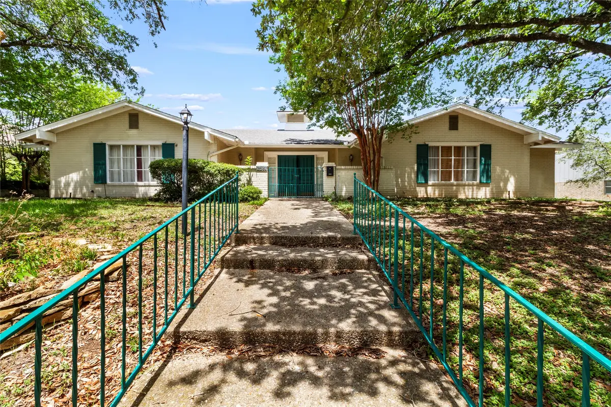 2641 Woodmont Circle, Waco, TX 76710 - #1
