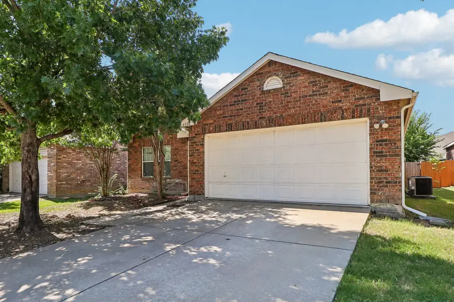 6008 Marsh Rail Drive, Denton, TX 76208 - #2