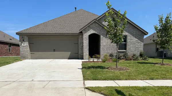 501 Carthage Street, Caddo Mills, TX 75135