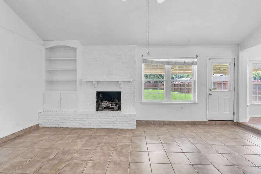 1720 Timbercreek Road, Benbrook, TX 76126 - #3