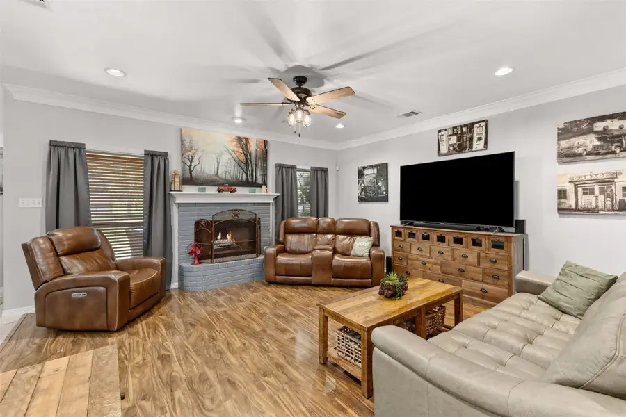 500 Little Creek Trail, Oak Leaf, TX 75154 - #3