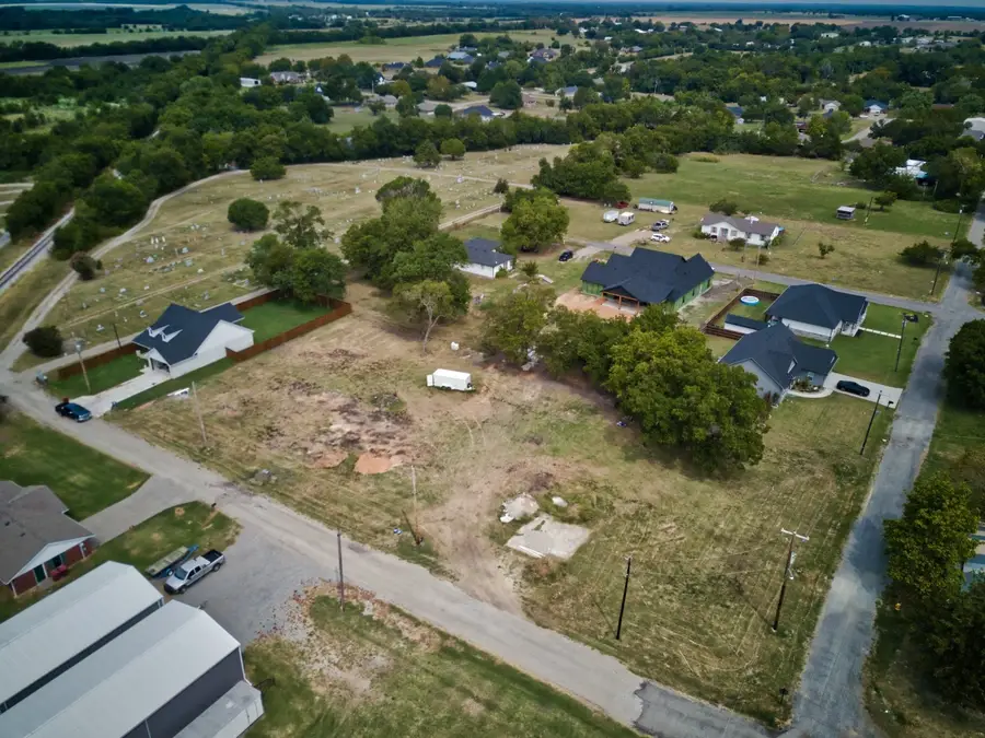 400 W Hunt Street, Leonard, TX 75452 - #3