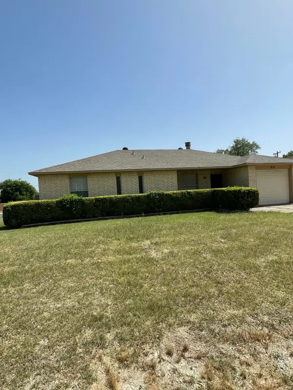 216 Tejas Drive, Glenn Heights, TX 75154