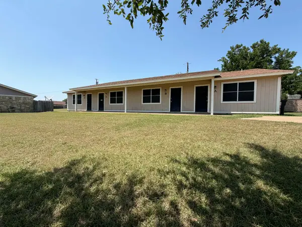 1410 Courtney Place, Cleburne, TX 76033