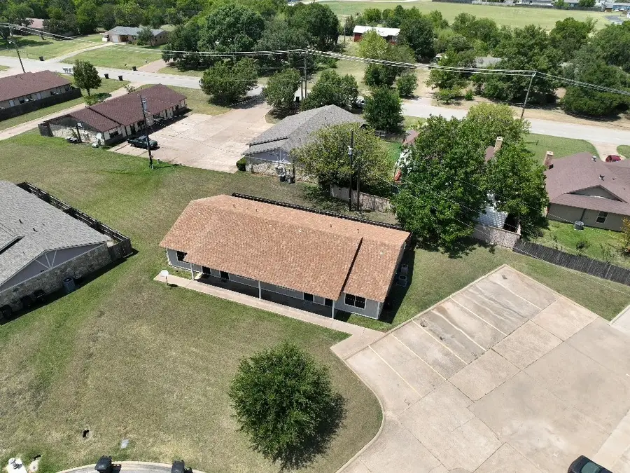 1410 Courtney Place, Cleburne, TX 76033 - #3