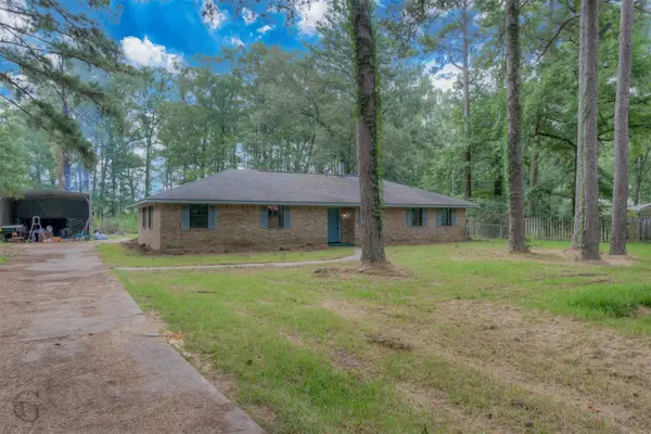 220 E Cloverleaf Drive, Haughton, LA 71037
