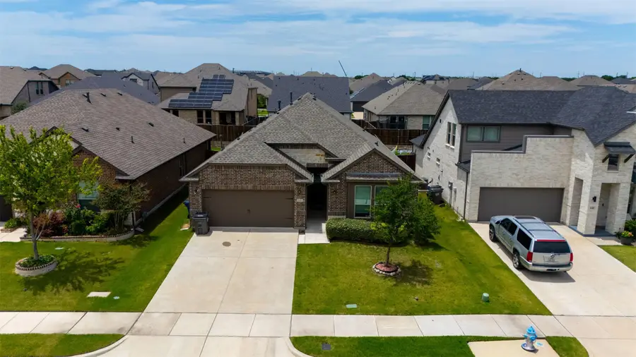639 Congressional Avenue, Red Oak, TX 75154 - #3