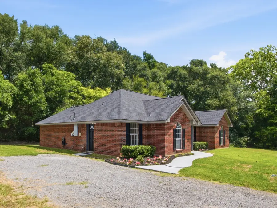 105 E Foggle Street, Athens, TX 75751 - #3