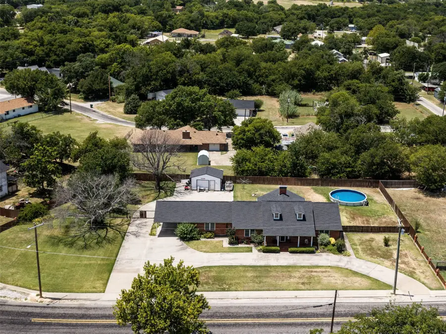 405 N Wickham Street, Alvord, TX 76225 - #3
