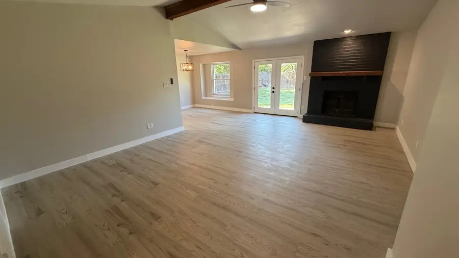 111 Iberis Court, Arlington, TX 76018 - #2