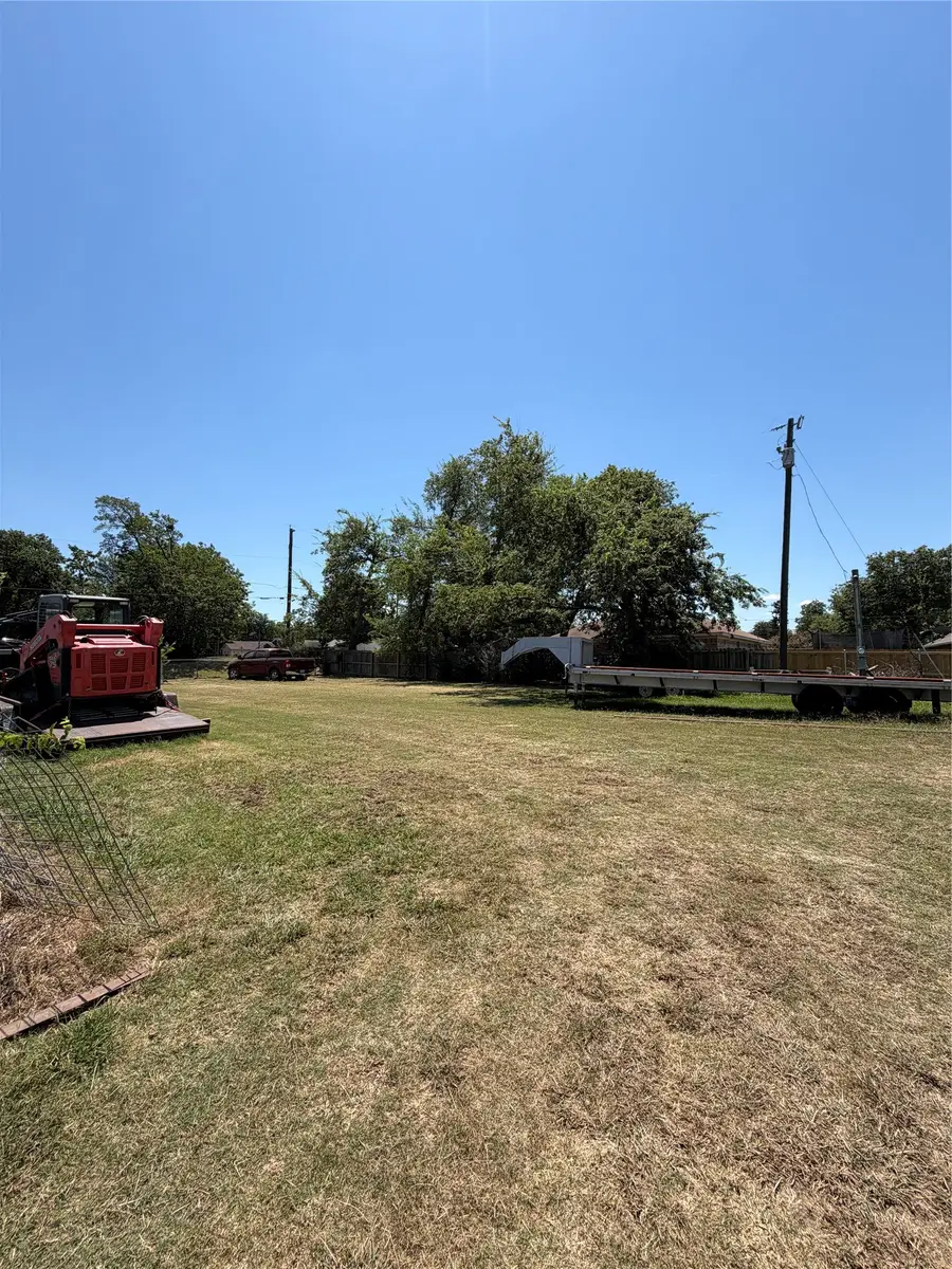 609 7th Street, Sulphur Springs, TX 75482 - #2