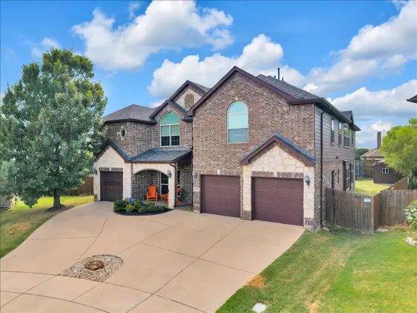 2824 Stackhouse Street, Fort Worth, TX 76244