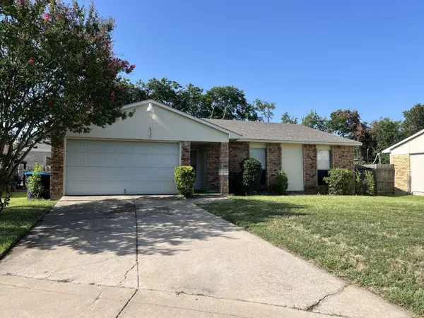6932 Misty Glen Court, Fort Worth, TX 76120