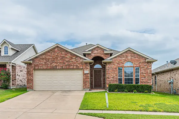 6208 Melanie Drive, Fort Worth, TX 76131