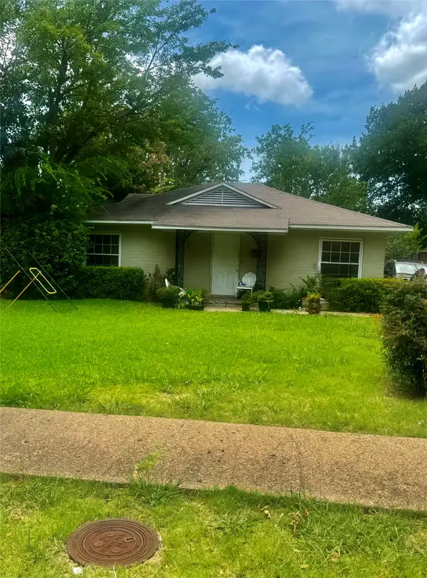 7807 Robin Road, Dallas, TX 75209