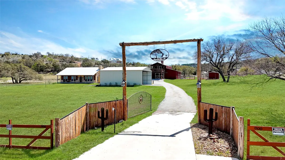 800 Quarter Horse Circle, Kingsland, TX 78639 - #1
