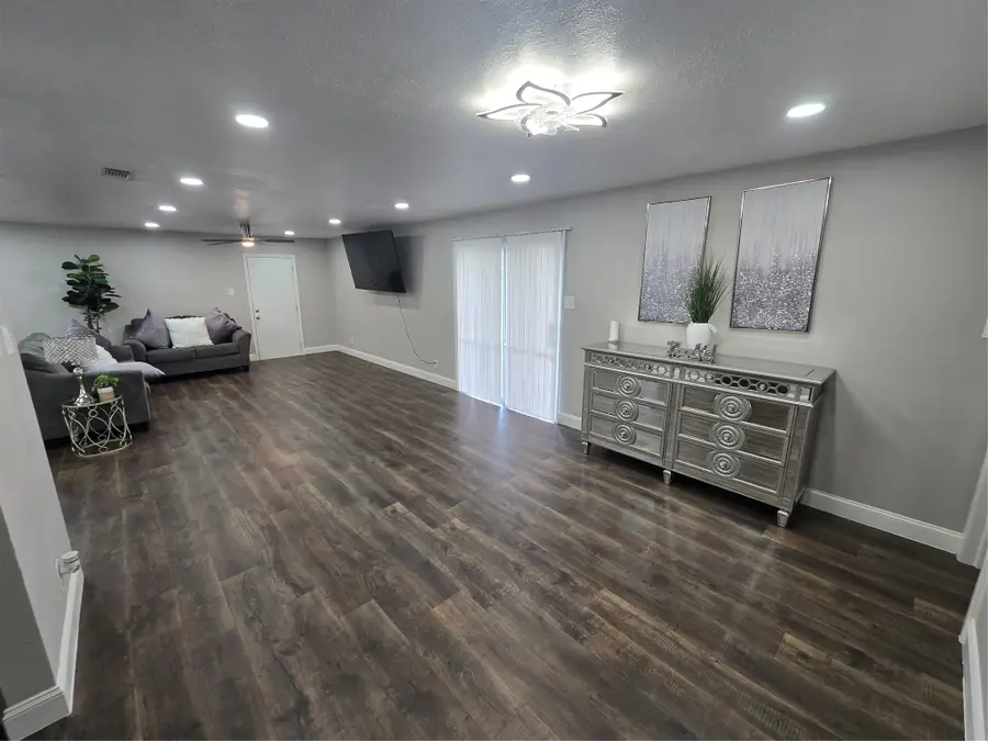 304 Salem Drive, Euless, TX 76039 - #3