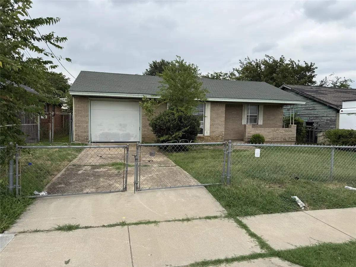 1810 Texas Street, Grand Prairie, TX 75051 - #1
