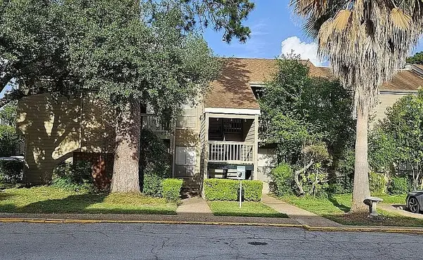 2100 Tanglewilde #167, Houston, TX 77063