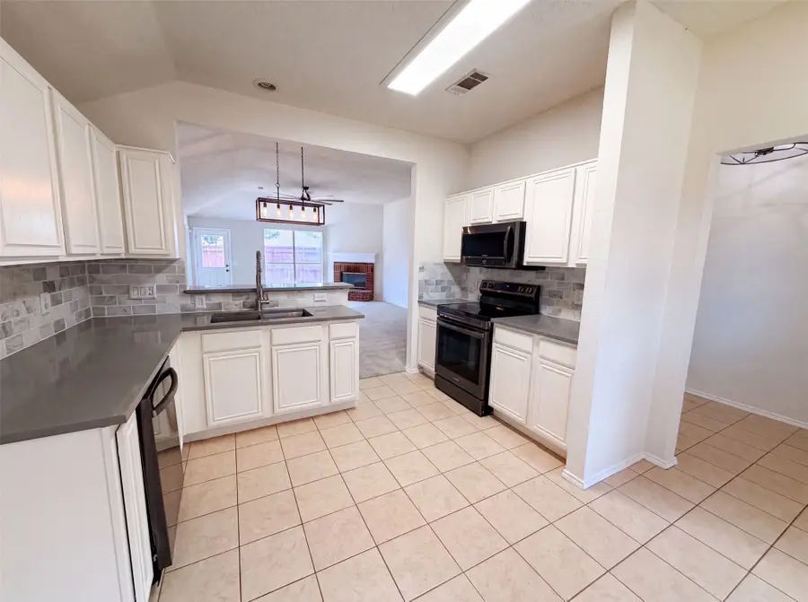 405 Kathy Lane, Wylie, TX 75098 - #2
