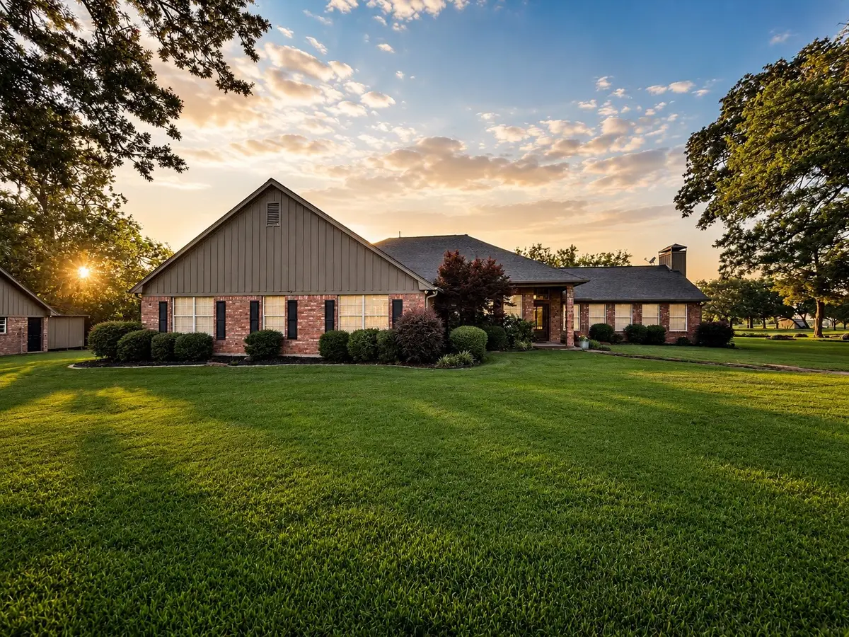 1079 Country Club Road, Sulphur Springs, TX 75482 - #1