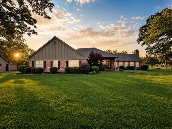 1079 Country Club Road, Sulphur Springs, TX 75482