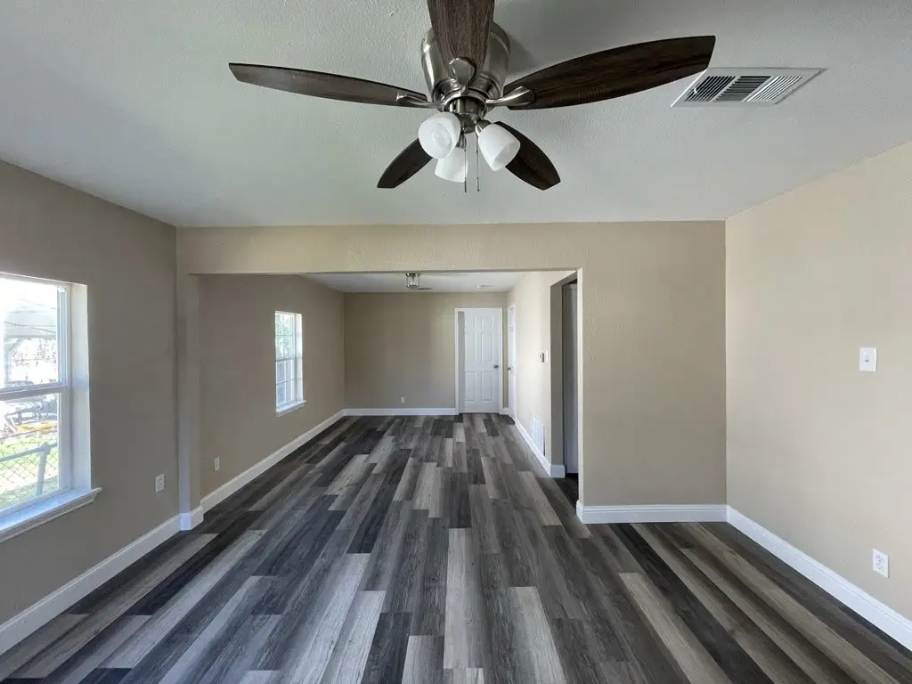 607 Mckenzie Avenue, Hillsboro, TX 76645 - #1