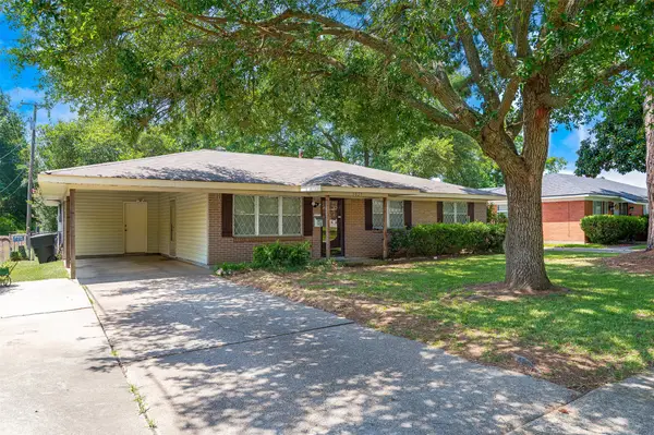 3025 Marquette Avenue, Shreveport, LA 71108