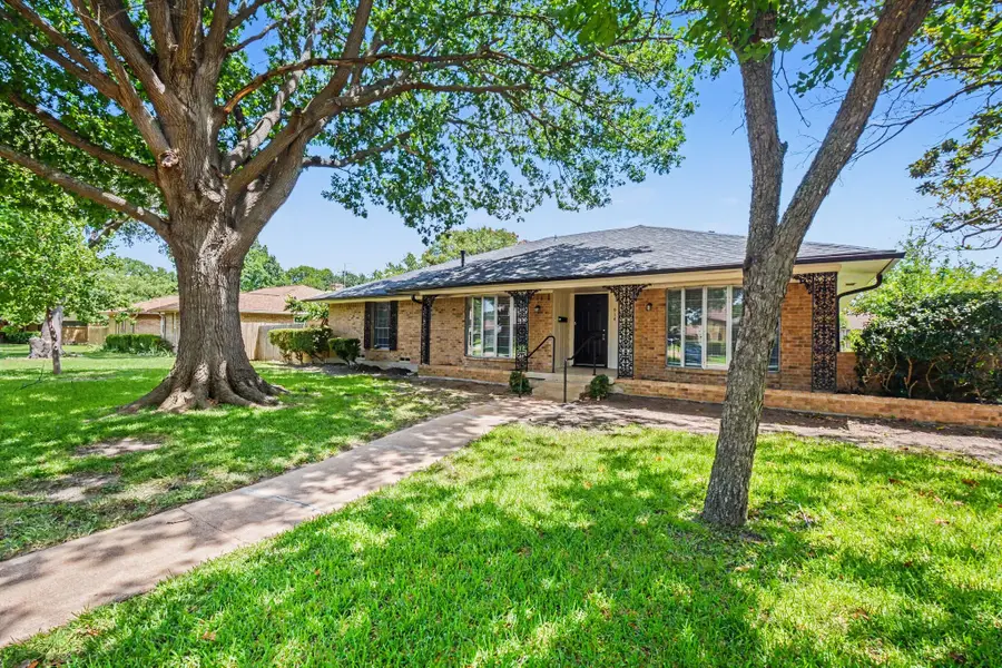 914 Bromwich Street, Garland, TX 75040 - #3
