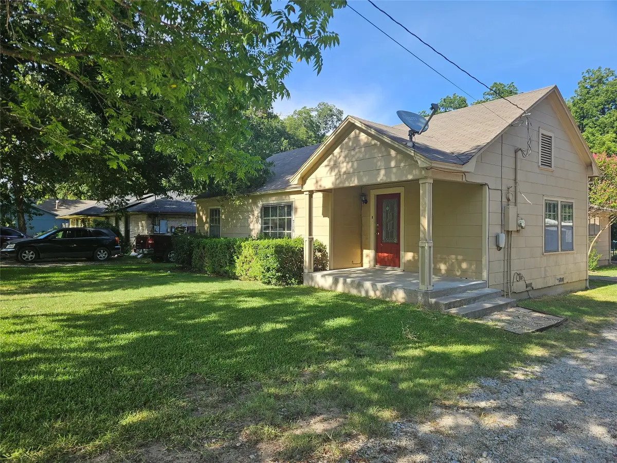 726 S Lindsay Street, Gainesville, TX 76240 - #1